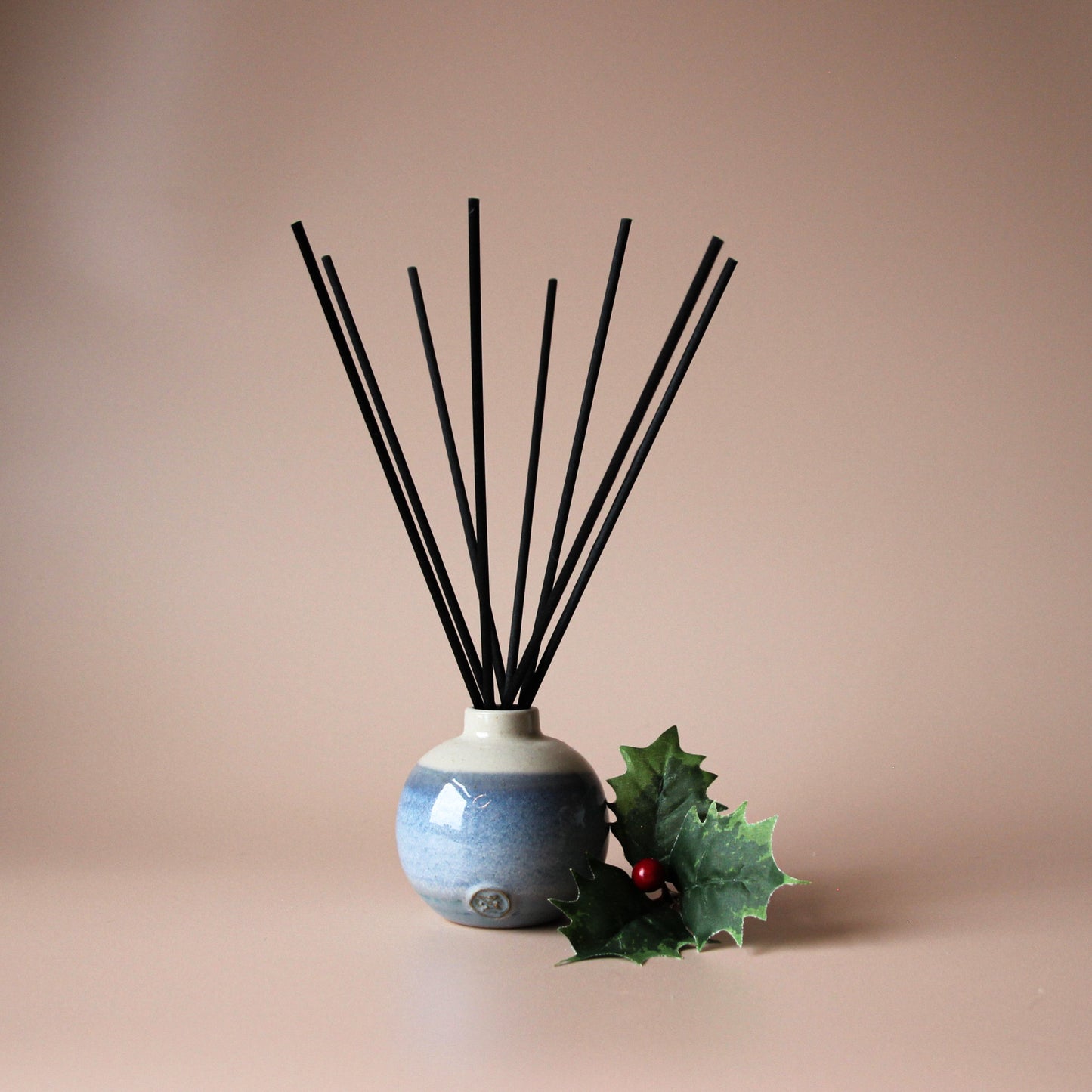 The Blue Pot Diffuser | Penrhiw Range