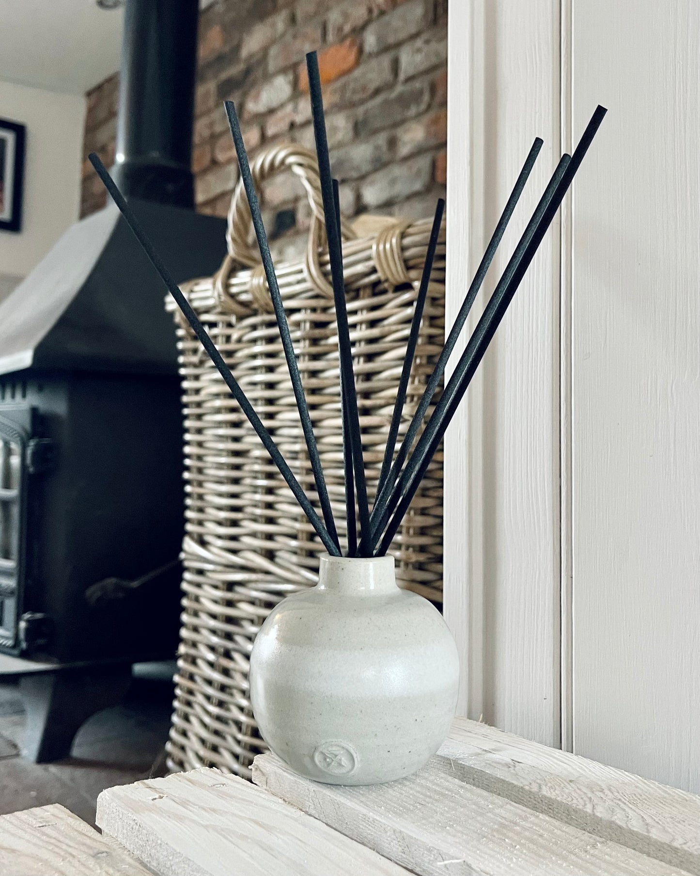 The Stone Pot Diffuser | Penrhiw Range