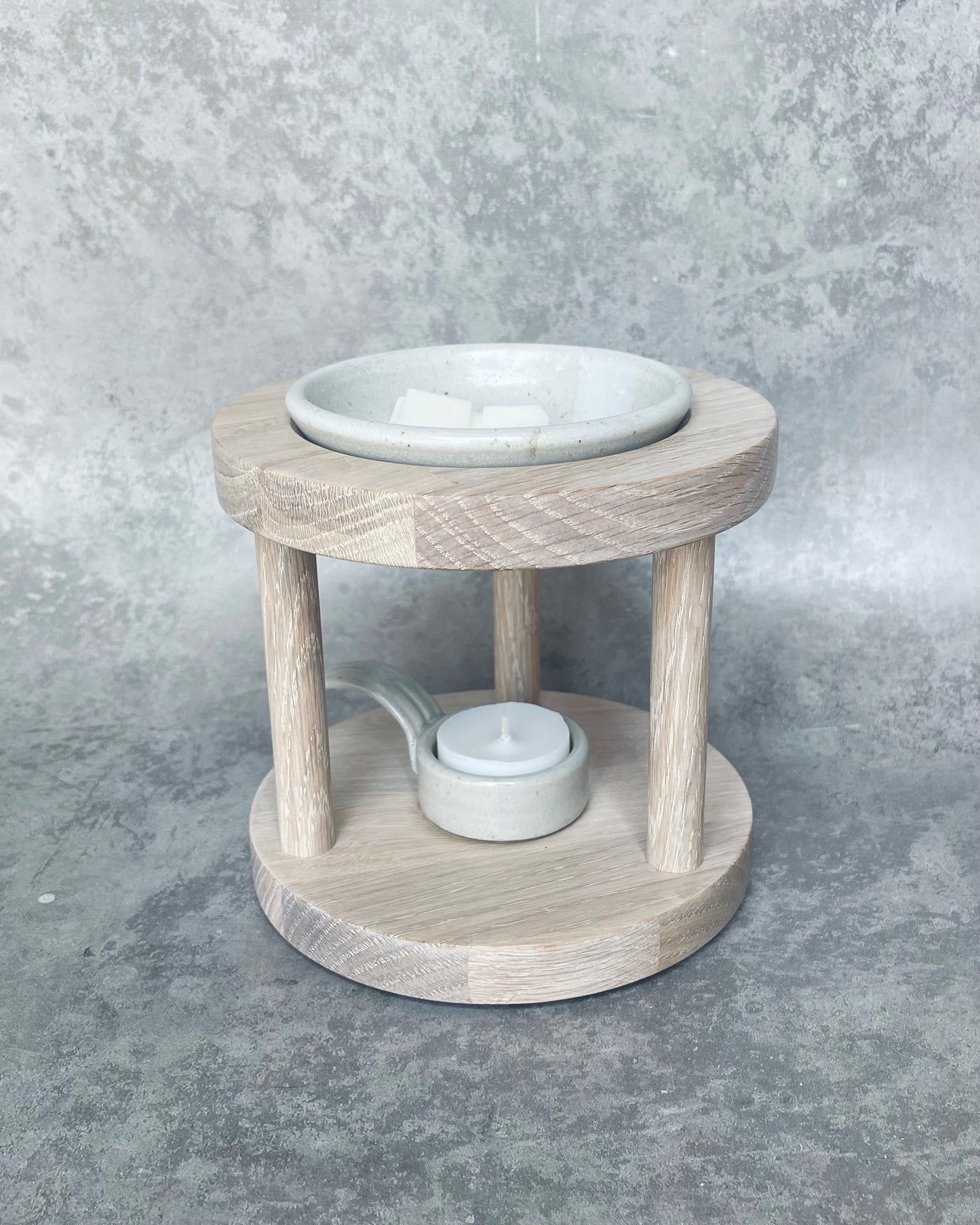 Round Oak Wax Melt Burner